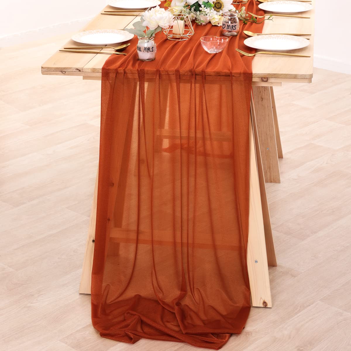 Chiffon Table Runner Nude Shee - огляд і ціна Christmas Table Runner